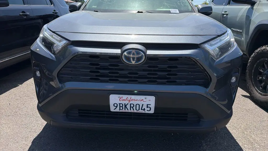 2022 Toyota RAV4 Hybrid XLE Premium