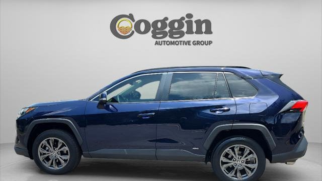2023 Toyota RAV4 Hybrid XLE Premium