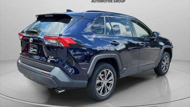 2023 Toyota RAV4 Hybrid XLE Premium