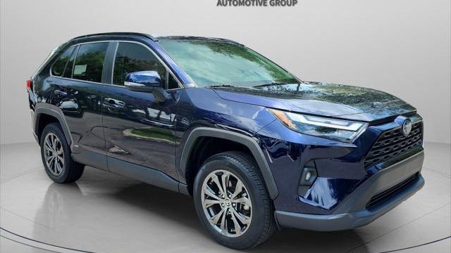 2023 Toyota RAV4 Hybrid XLE Premium