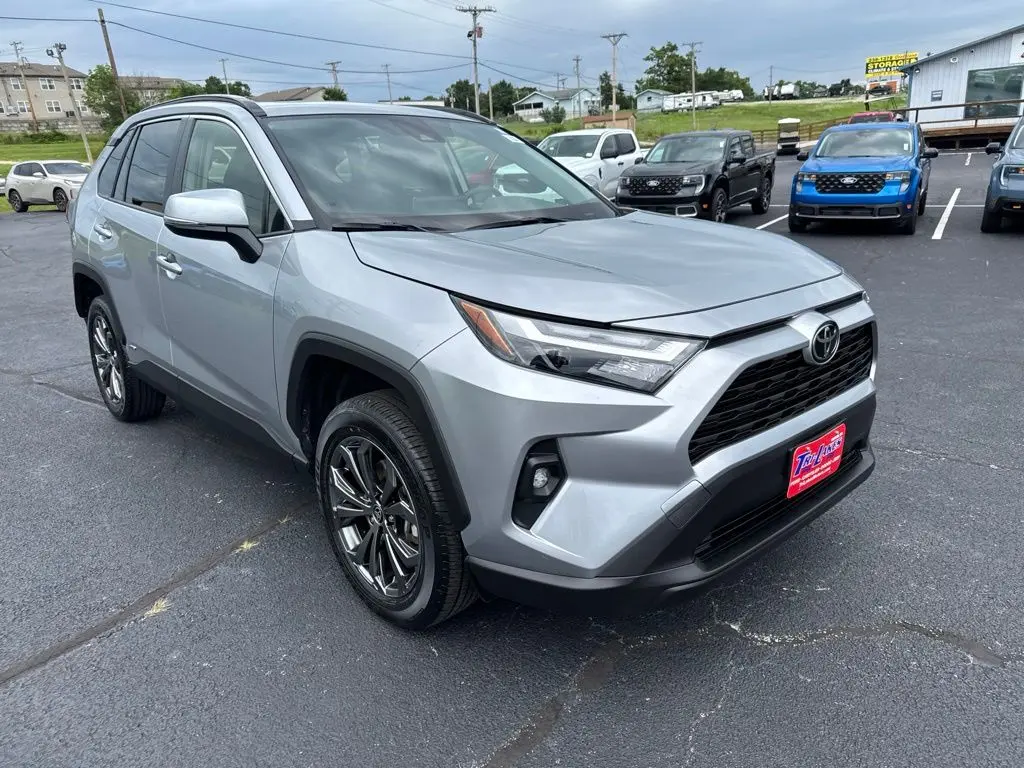 2025 Toyota RAV4 - $39,871