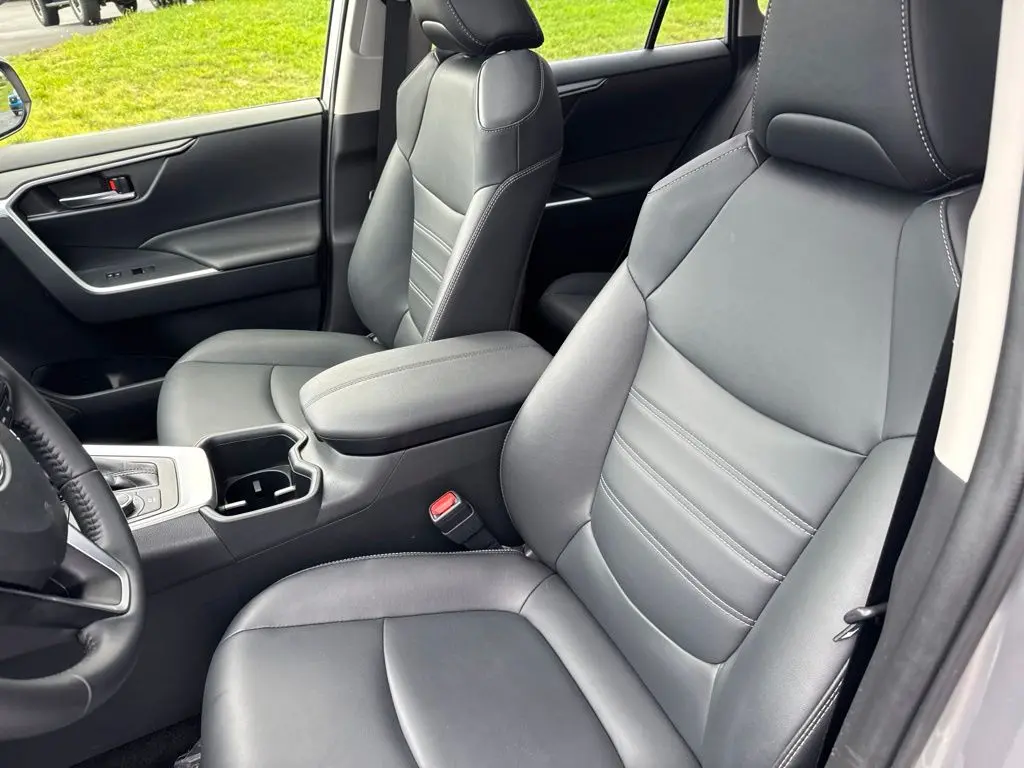2025 Toyota RAV4 - $39,871