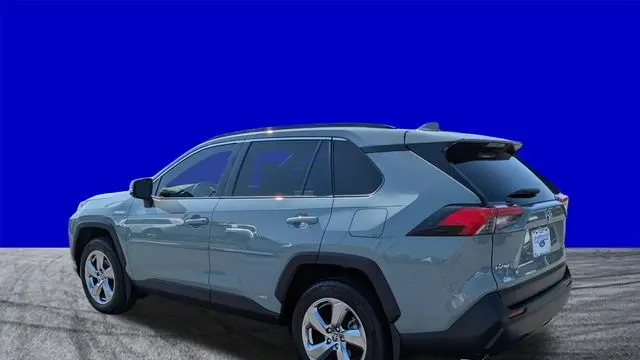 2021 Toyota RAV4 Hybrid XLE Premium