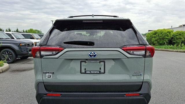 2023 Toyota RAV4 Hybrid XLE Premium