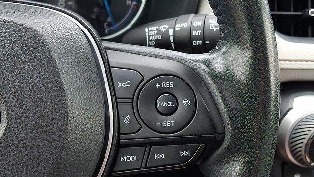 2023 Toyota RAV4 Hybrid XLE Premium