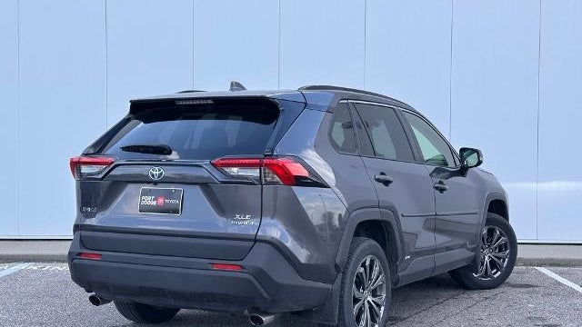 2022 Toyota RAV4 Hybrid XLE Premium