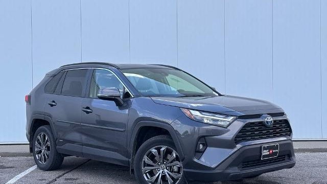 2022 Toyota RAV4 Hybrid XLE Premium