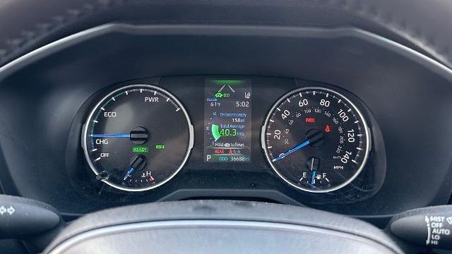 2022 Toyota RAV4 Hybrid XLE Premium
