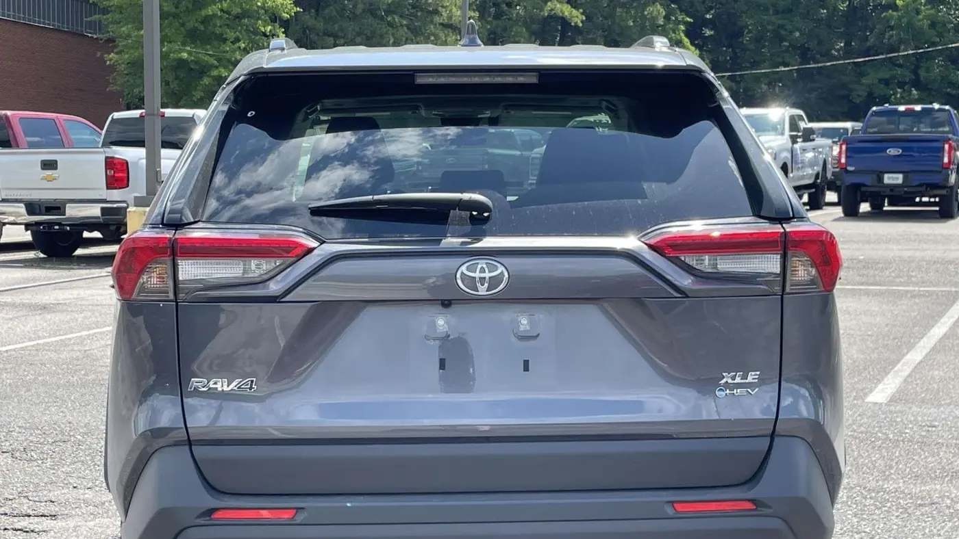2025 Toyota RAV4 Hybrid XLE Premium