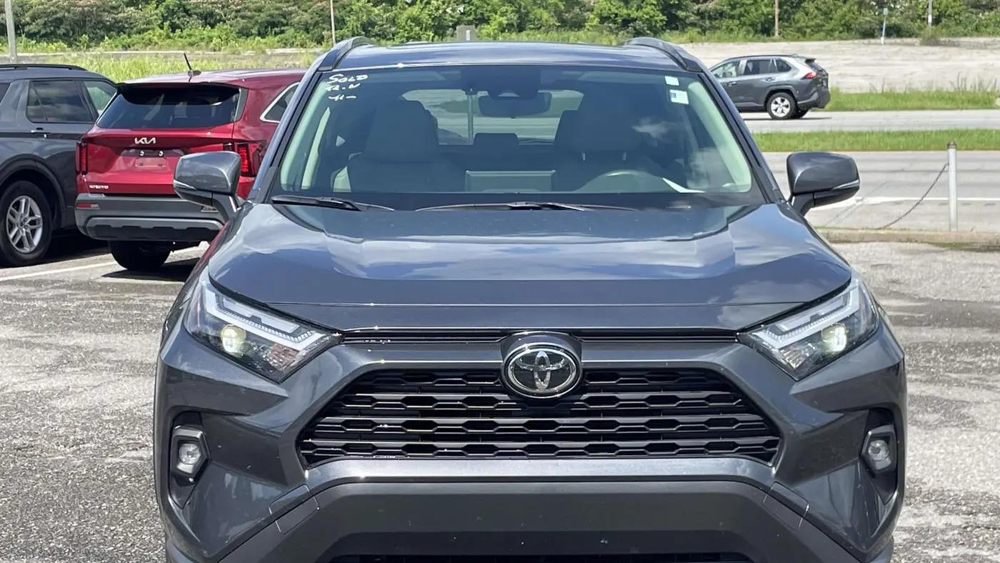 2025 Toyota RAV4 Hybrid XLE Premium