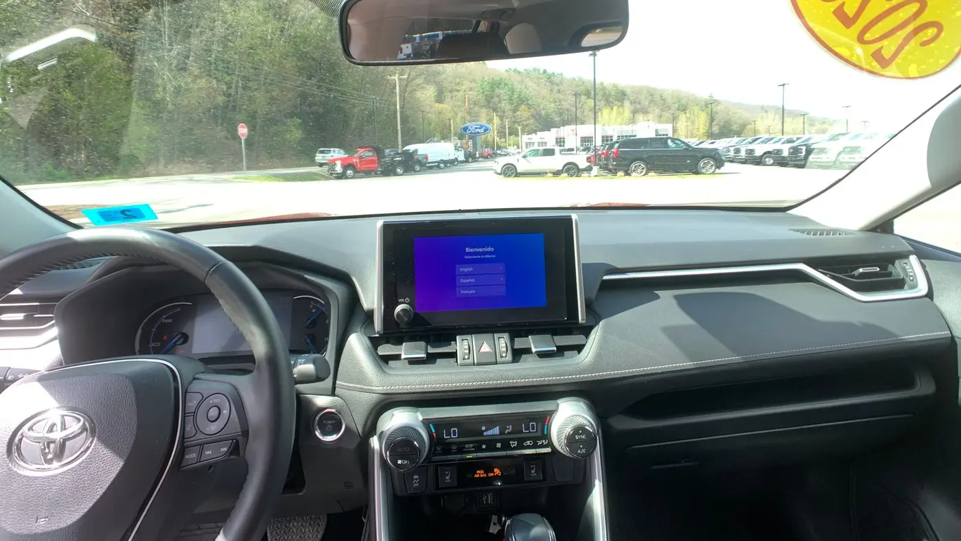 2023 Toyota RAV4 Hybrid XLE Premium