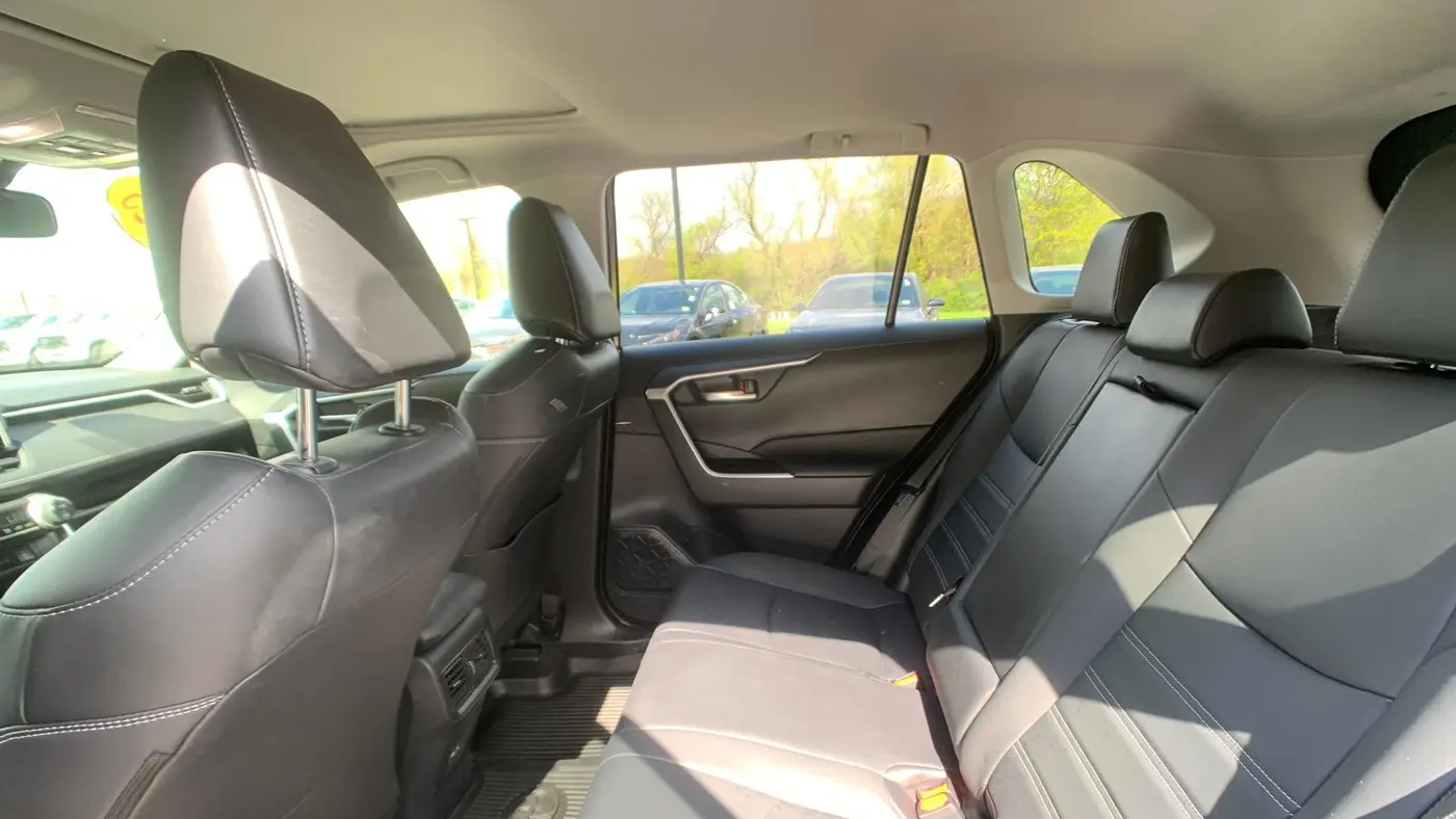 2023 Toyota RAV4 Hybrid XLE Premium