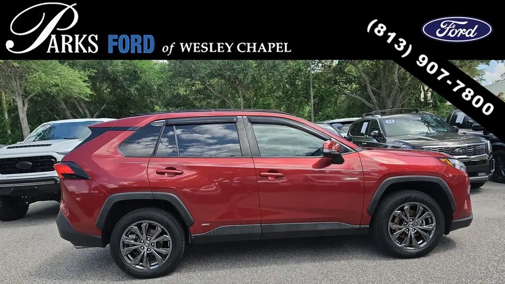 2022 Toyota RAV4 Hybrid XLE Premium