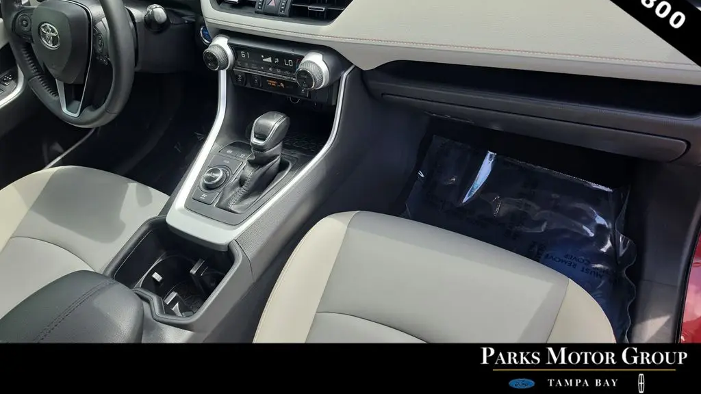2022 Toyota RAV4 Hybrid XLE Premium