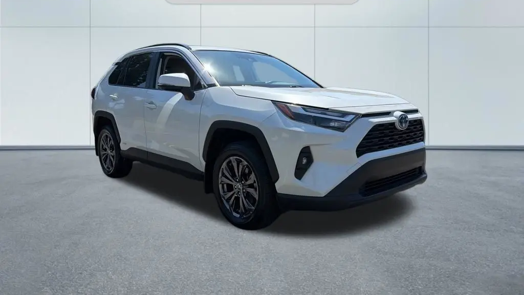 2022 Toyota RAV4 Hybrid XLE Premium