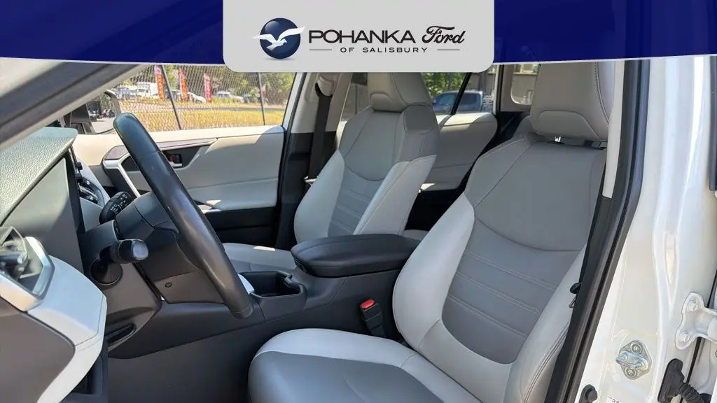 2022 Toyota RAV4 Hybrid XLE Premium