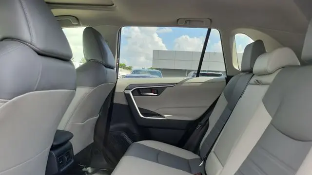2023 Toyota RAV4 Hybrid XLE Premium