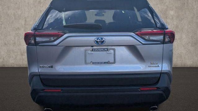 2023 Toyota RAV4 Hybrid XLE Premium