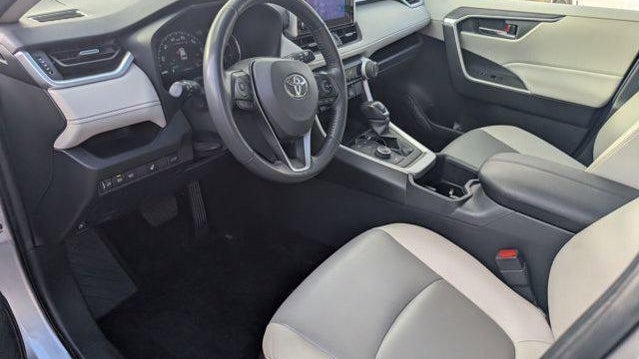2023 Toyota RAV4 Hybrid XLE Premium