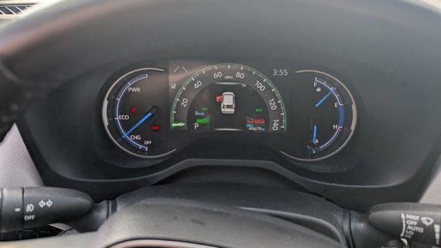 2023 Toyota RAV4 Hybrid XLE Premium