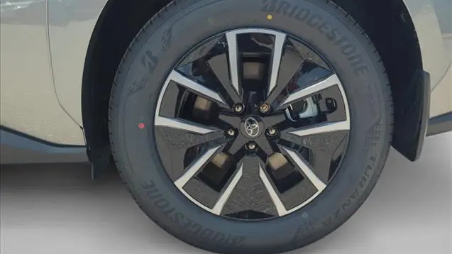 2026 Toyota bZ XLE Plus