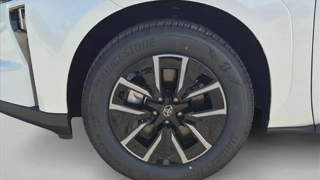 2026 Toyota bZ XLE Plus