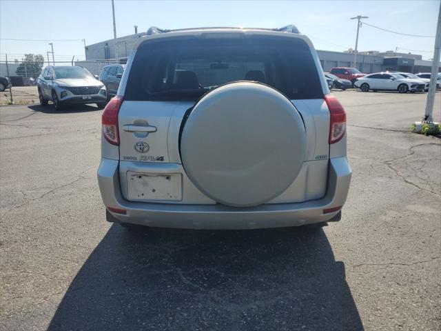 2007 Toyota RAV4 - $9,299
