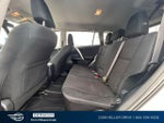 2017 RAV4 Thumbnail 27