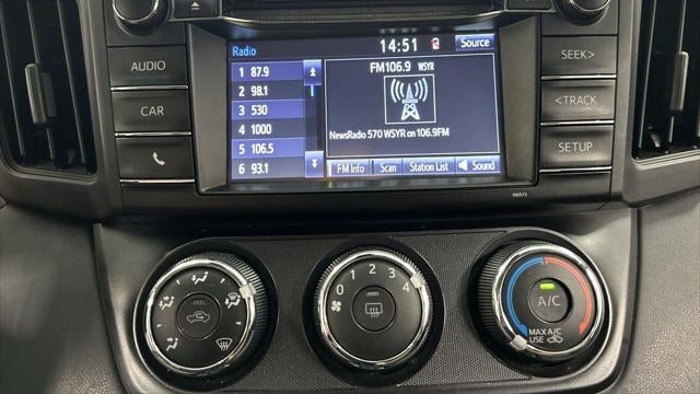 2017 Toyota RAV4 LE