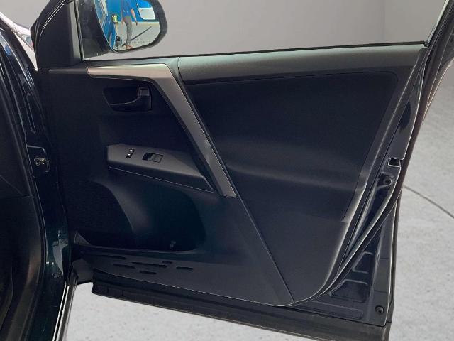 2018 Toyota RAV4 - $15,499