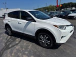 2018 RAV4 Thumbnail 3