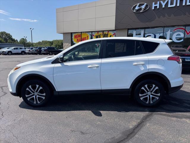 2018 Toyota RAV4 - $15,997