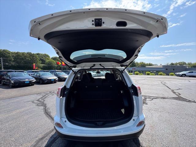 2018 Toyota RAV4 - $15,997