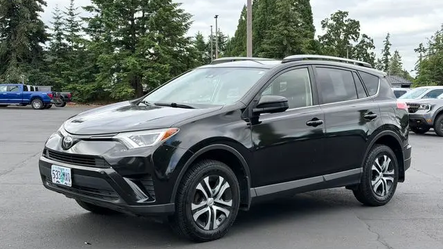 2017 Toyota RAV4 LE