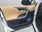 2019 RAV4 Thumbnail 14