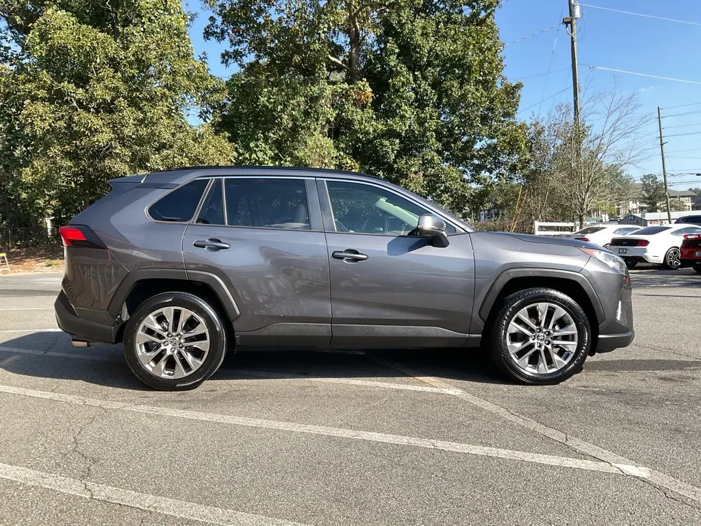 2020 Toyota RAV4 - $21,985