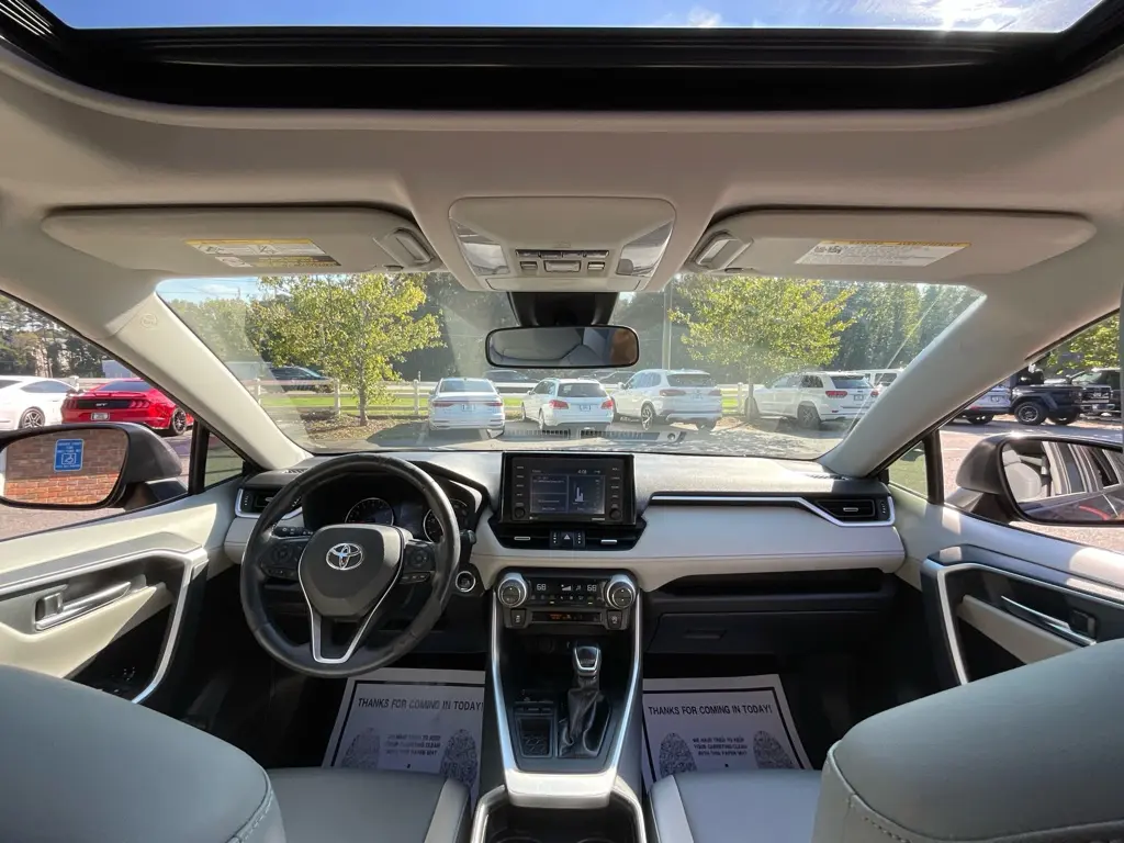 2020 Toyota RAV4 - $21,985