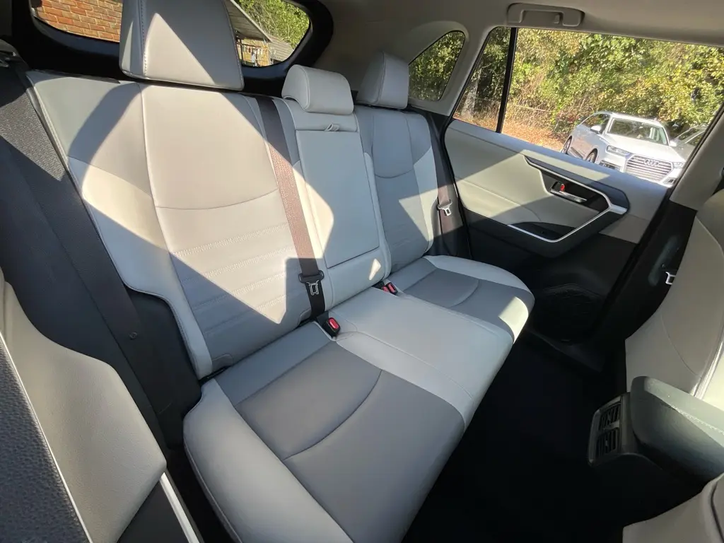 2020 Toyota RAV4 - $21,985