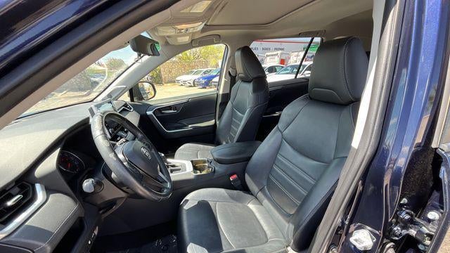 2020 Toyota RAV4 XLE Premium