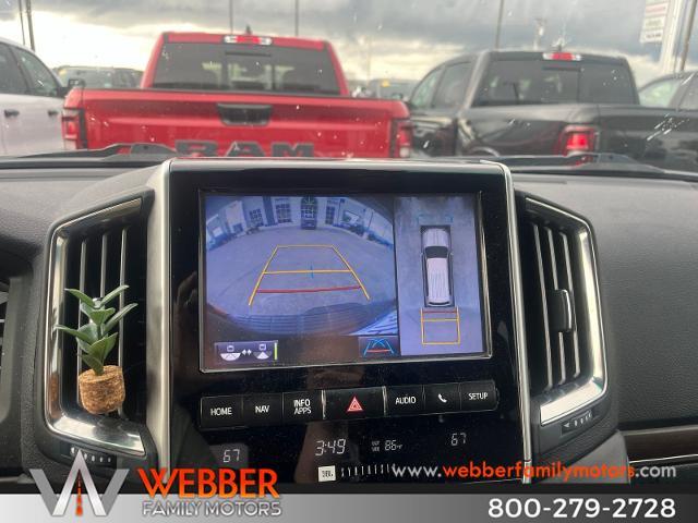 2016 Toyota Land Cruiser - $37,900