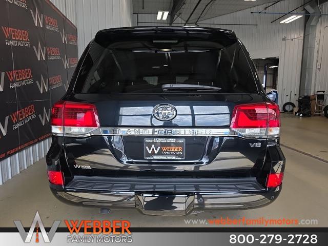 2016 Toyota Land Cruiser - $37,900