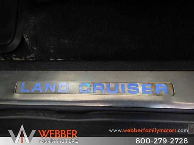2016 Toyota Land Cruiser - $37,900