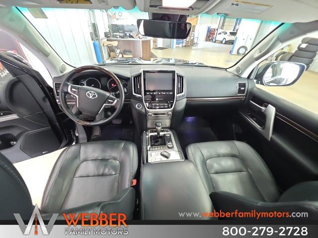 2016 Toyota Land Cruiser - $37,900