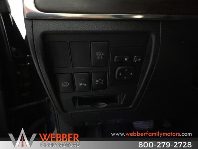 2016 Toyota Land Cruiser - $37,900
