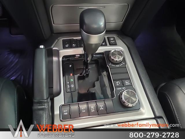 2016 Toyota Land Cruiser - $37,900
