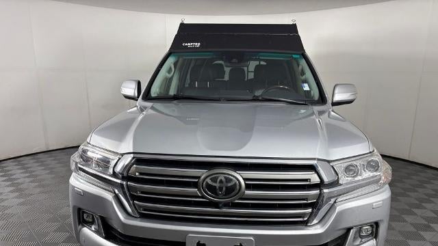 2016 Toyota Land Cruiser Base