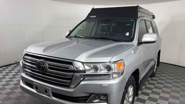 2016 Toyota Land Cruiser Base