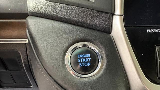 2016 Toyota Land Cruiser Base