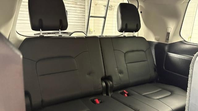 2016 Toyota Land Cruiser Base