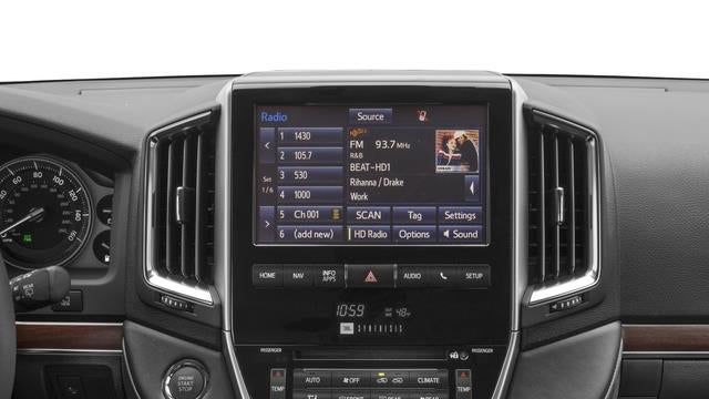 2016 Toyota Land Cruiser Base